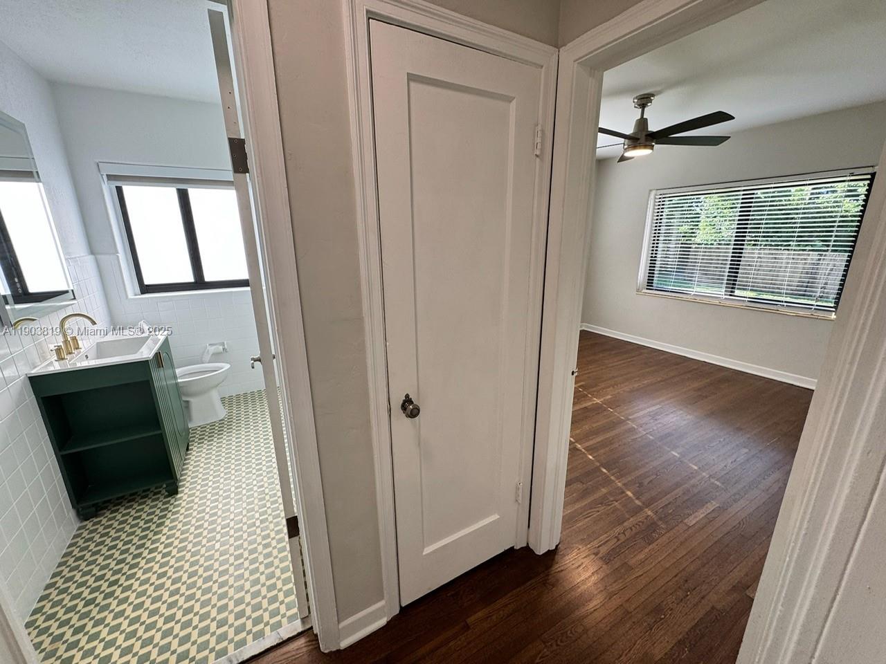 SILVER BLUFF EST-SEC B - Residential Lease