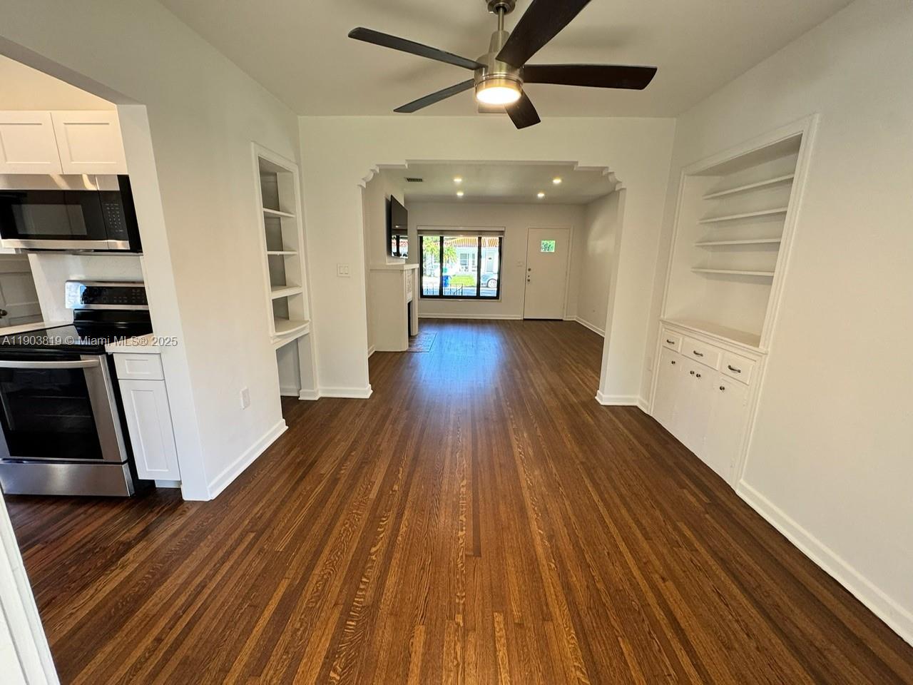 SILVER BLUFF EST-SEC B - Residential Lease