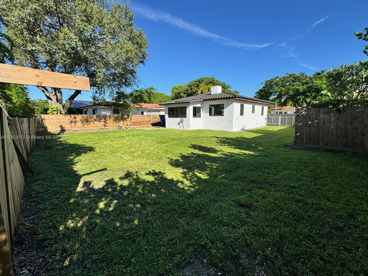 SILVER BLUFF EST-SEC B - Residential Lease