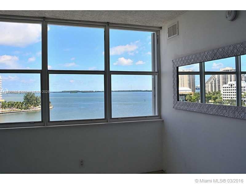905 Brickell Bay Dr 1030