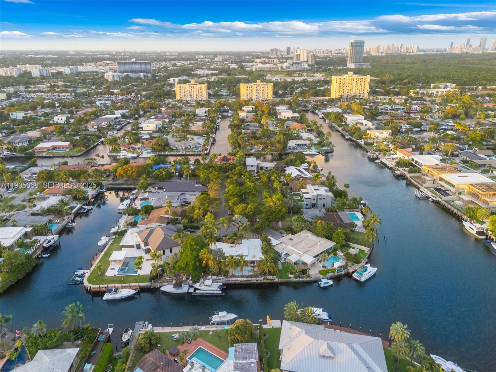 VENETIAN SEC KEYSTONE POI - Residential