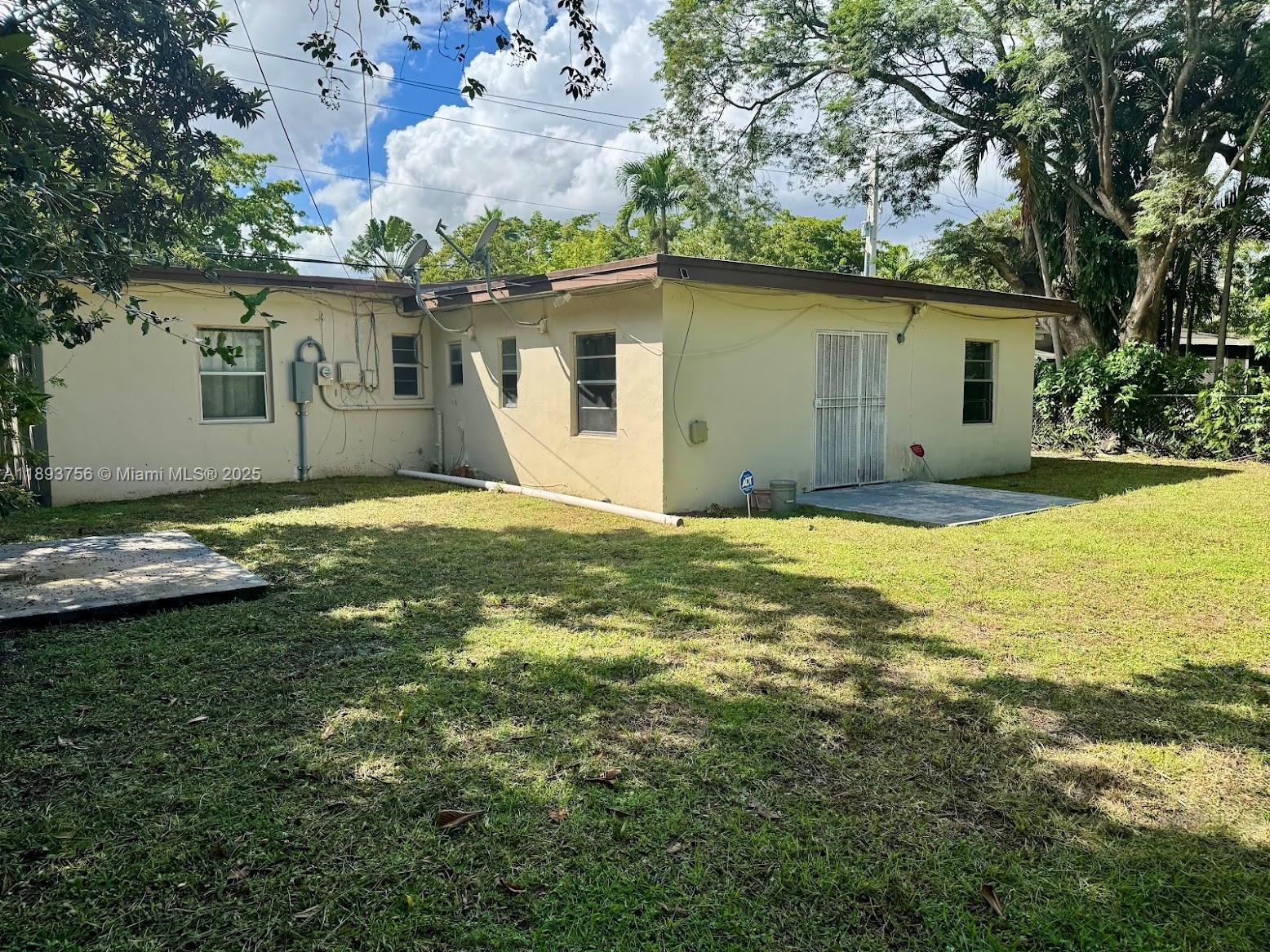 NICHOLS HEIGHTS ADDN - Residential Lease