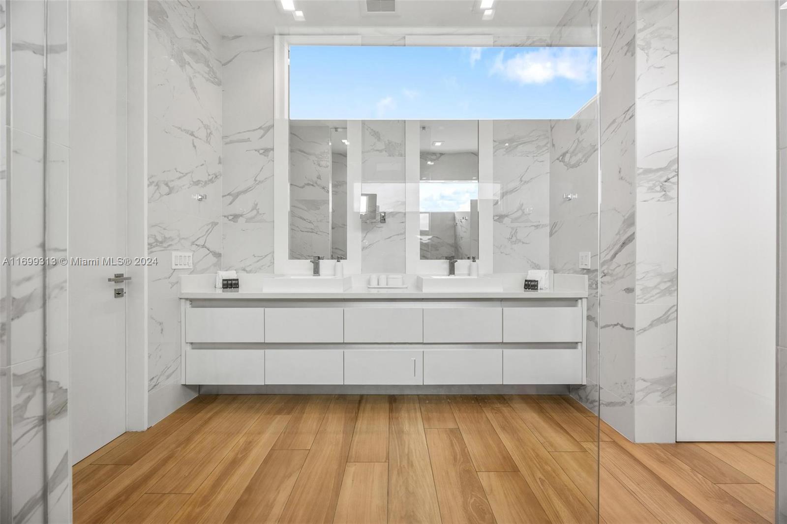 ATLANTIC ISLAND - Residential Lease