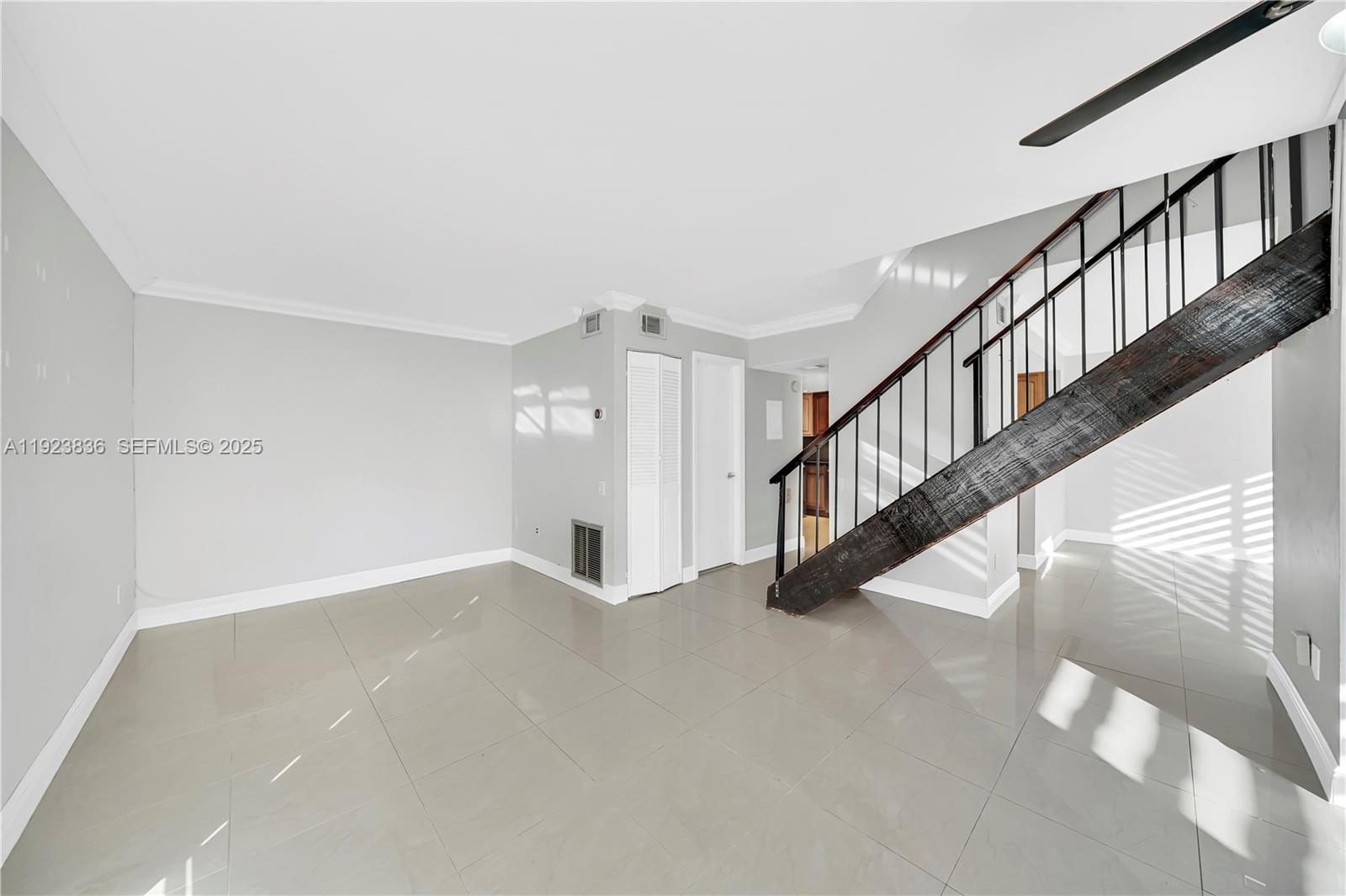 SNAPPER VILLAGE PHASE II - Residential Lease