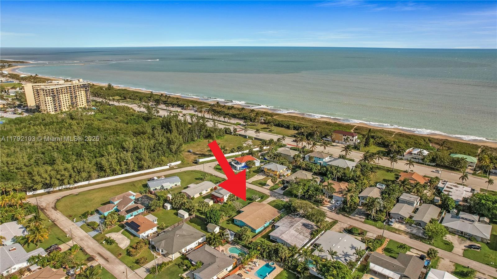 1115 Hernando St, Fort Pierce, FL, 34949/$1,185,000 3 1115 Hernando St