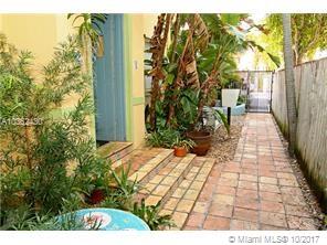 CROMWELL CONDOMINIUM - Residential Lease