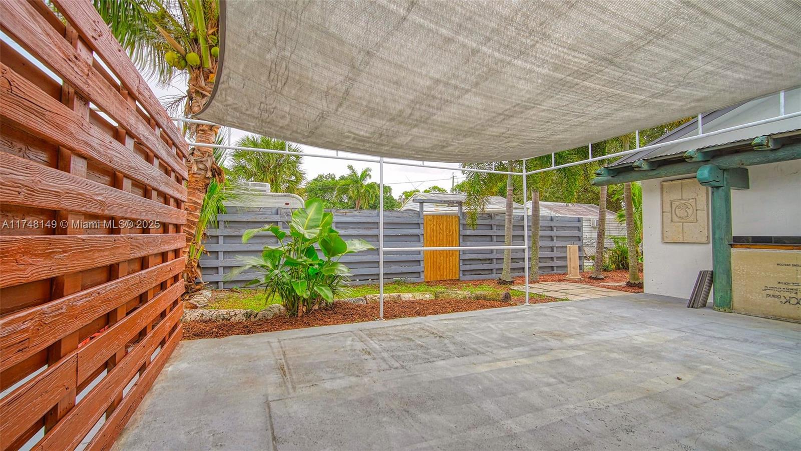LAKE WORTH HEIGHTS - Residential Lease