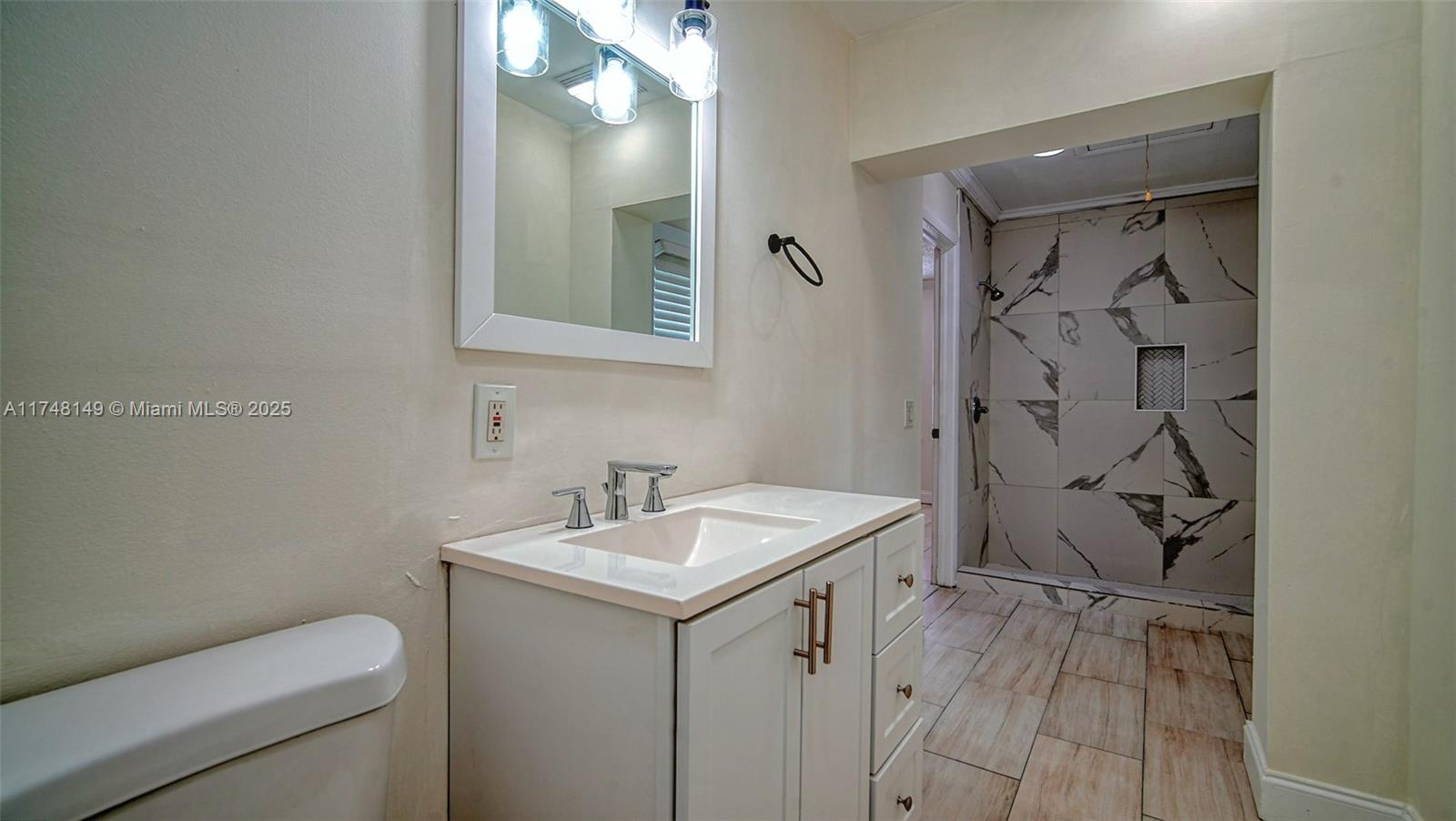 LAKE WORTH HEIGHTS - Residential Lease
