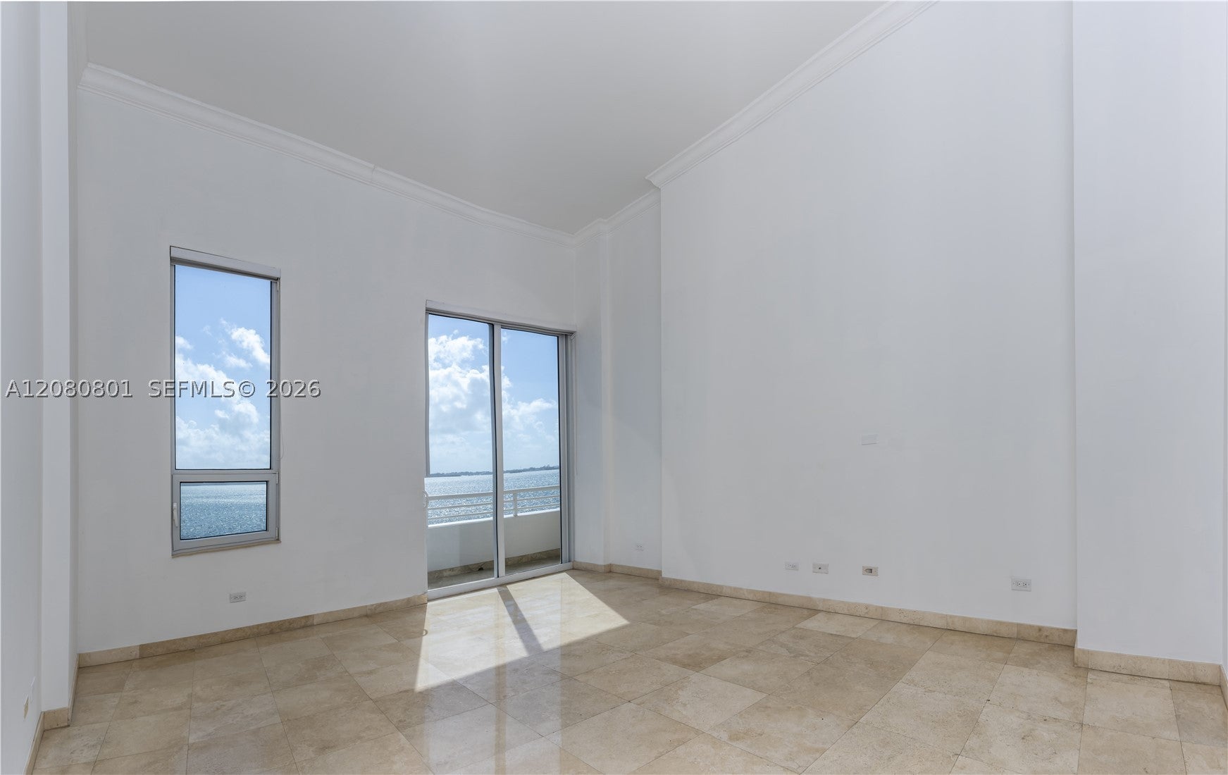 808 Brickell Key Dr 404