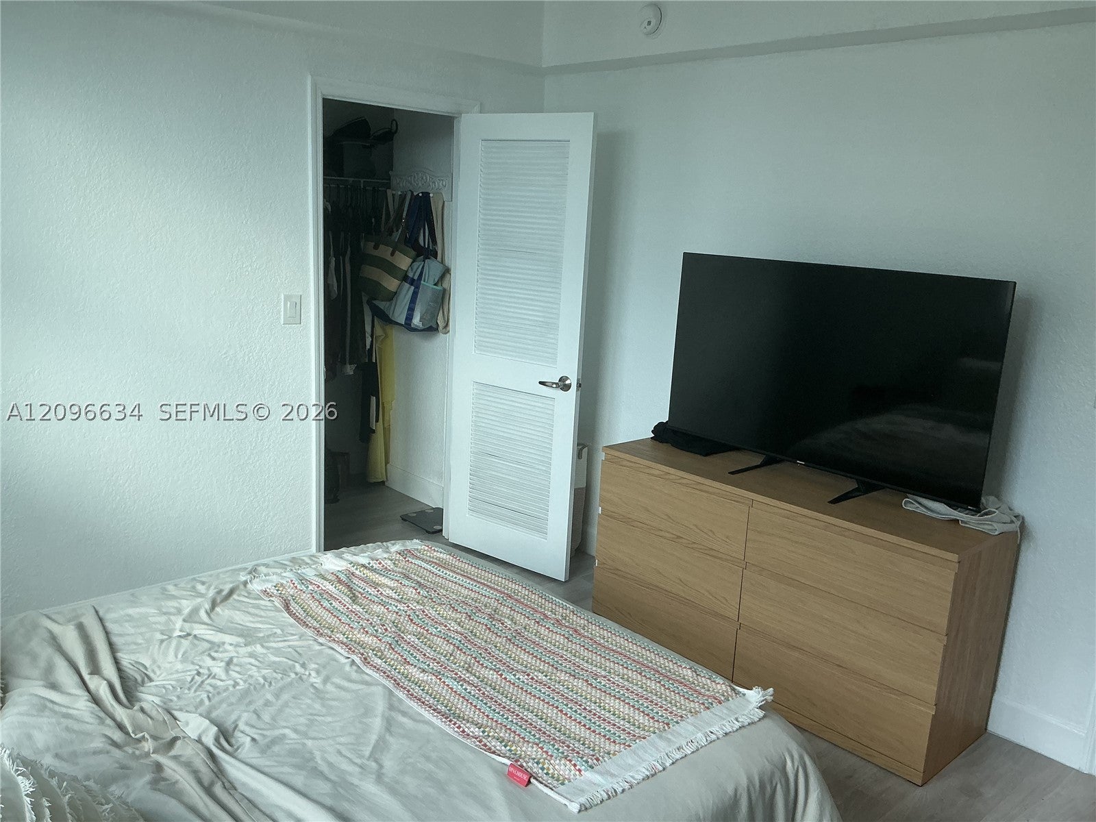 7501 E Treasure Dr 2L