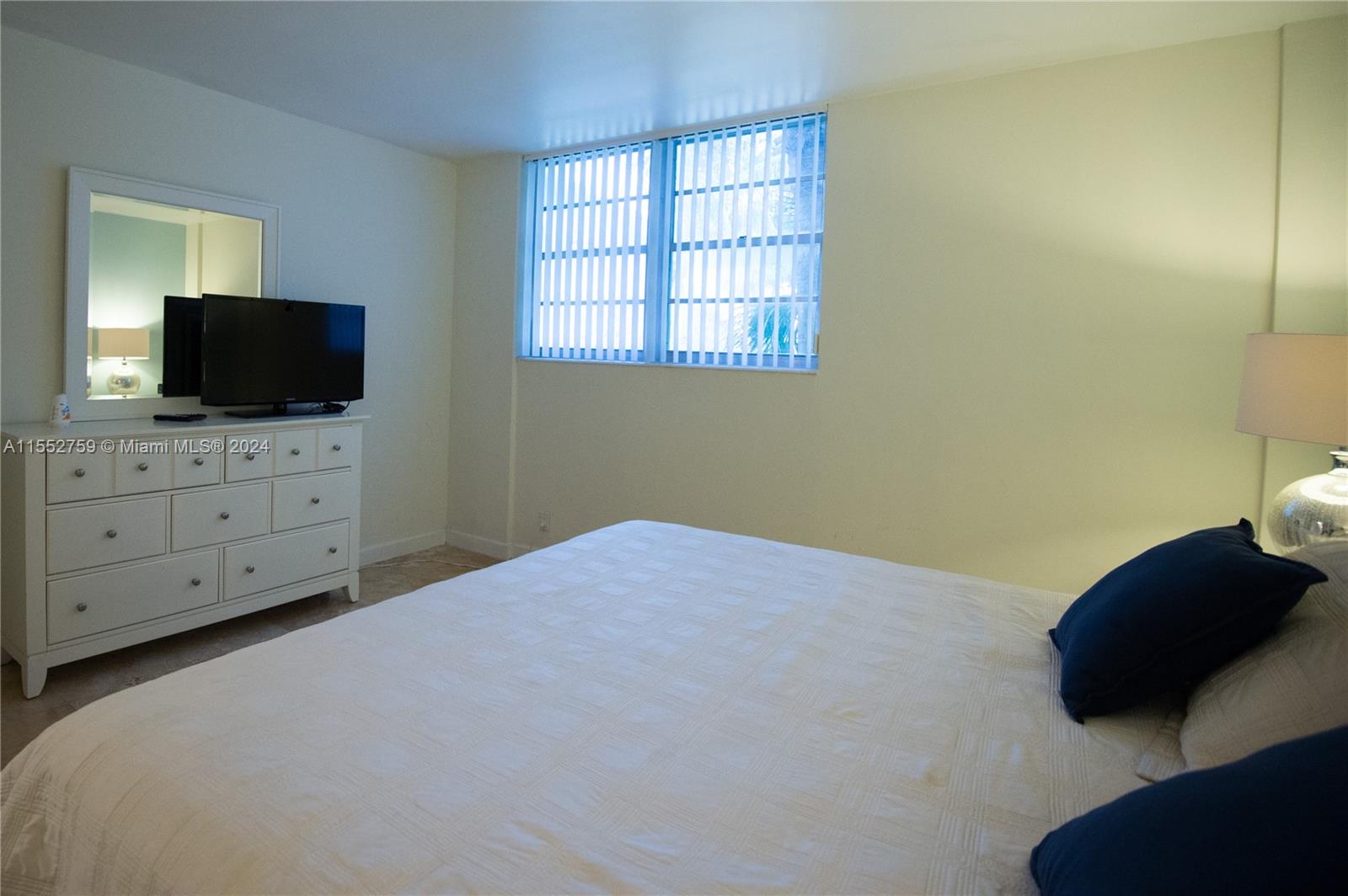 TIDES ON HOLLYWOOD BEACH - Residential Lease