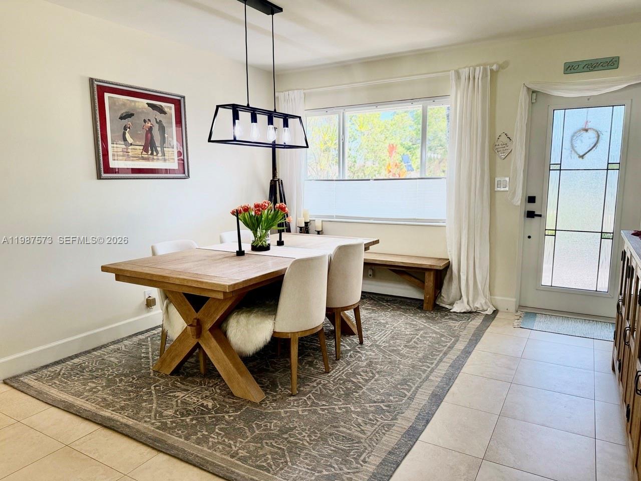 HOLLYWOOD HOMESITES HIGH - Residential