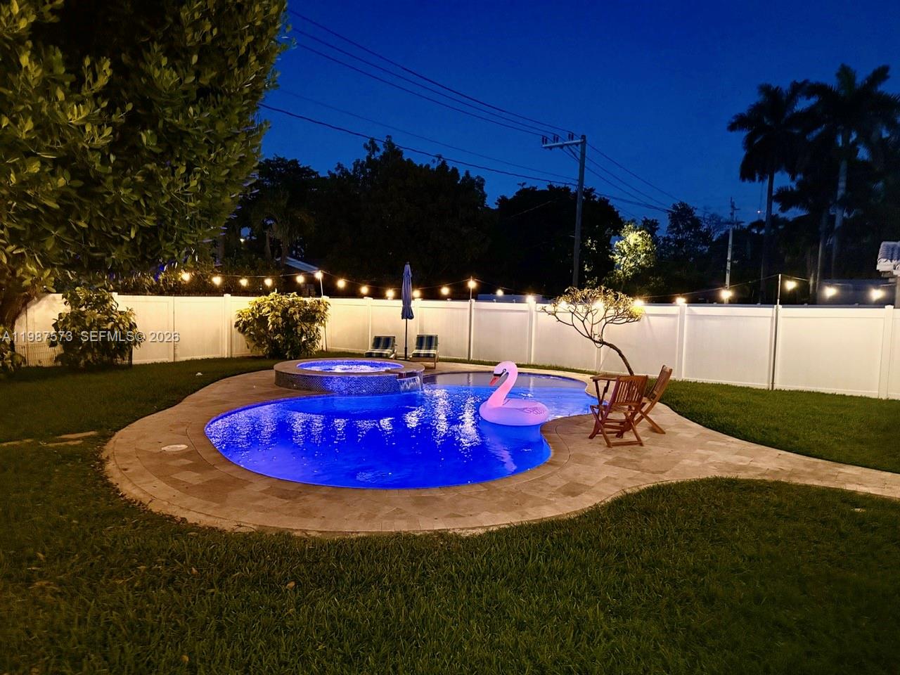 HOLLYWOOD HOMESITES HIGH - Residential