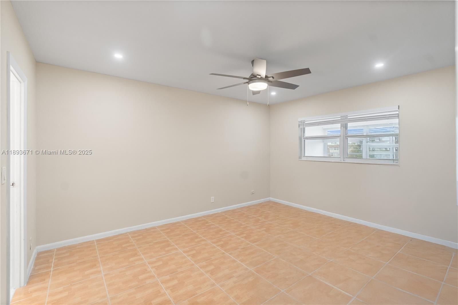 JONQUIL GARDENS CONDO - Residential