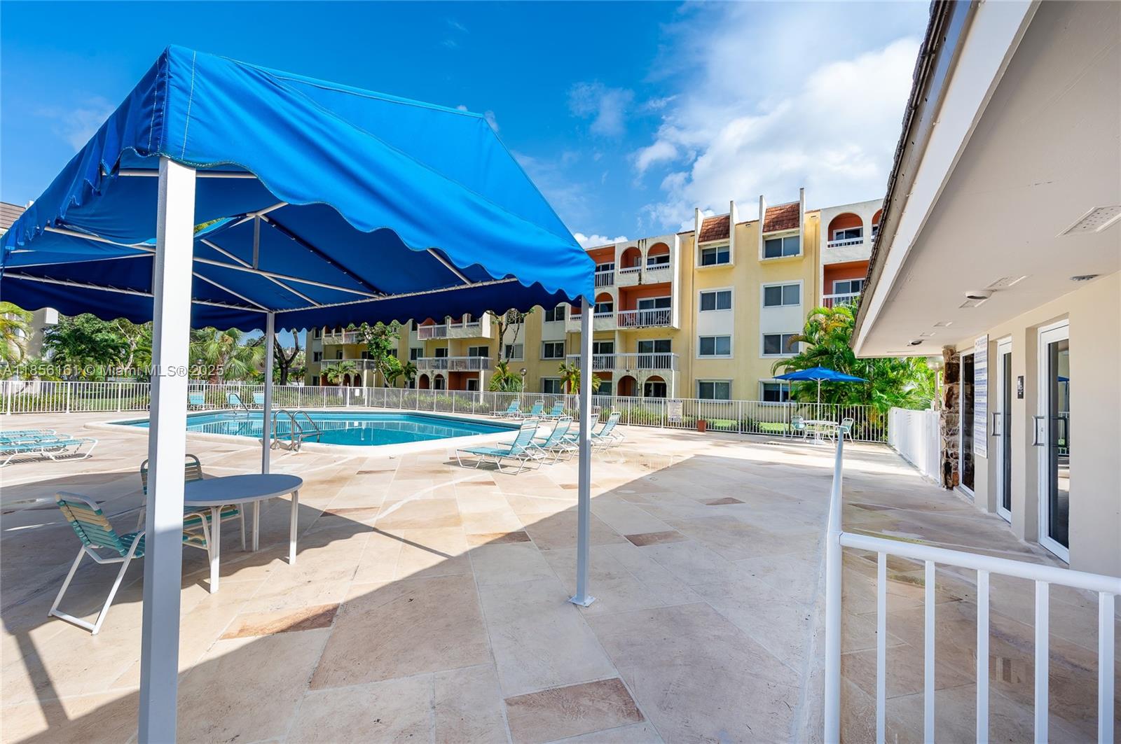 VILLAGE OF KINGS CREEK CO - Residential