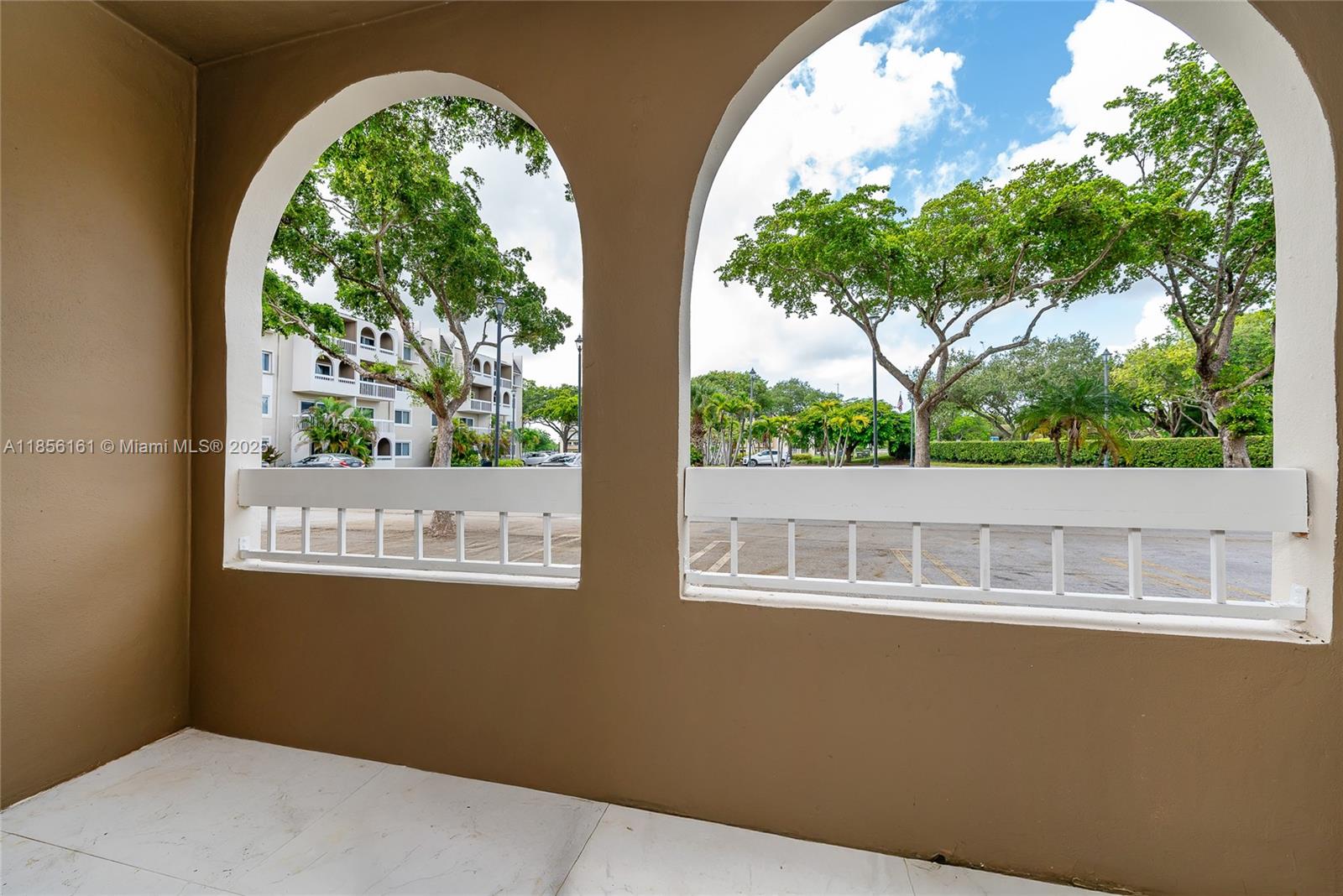 VILLAGE OF KINGS CREEK CO - Residential