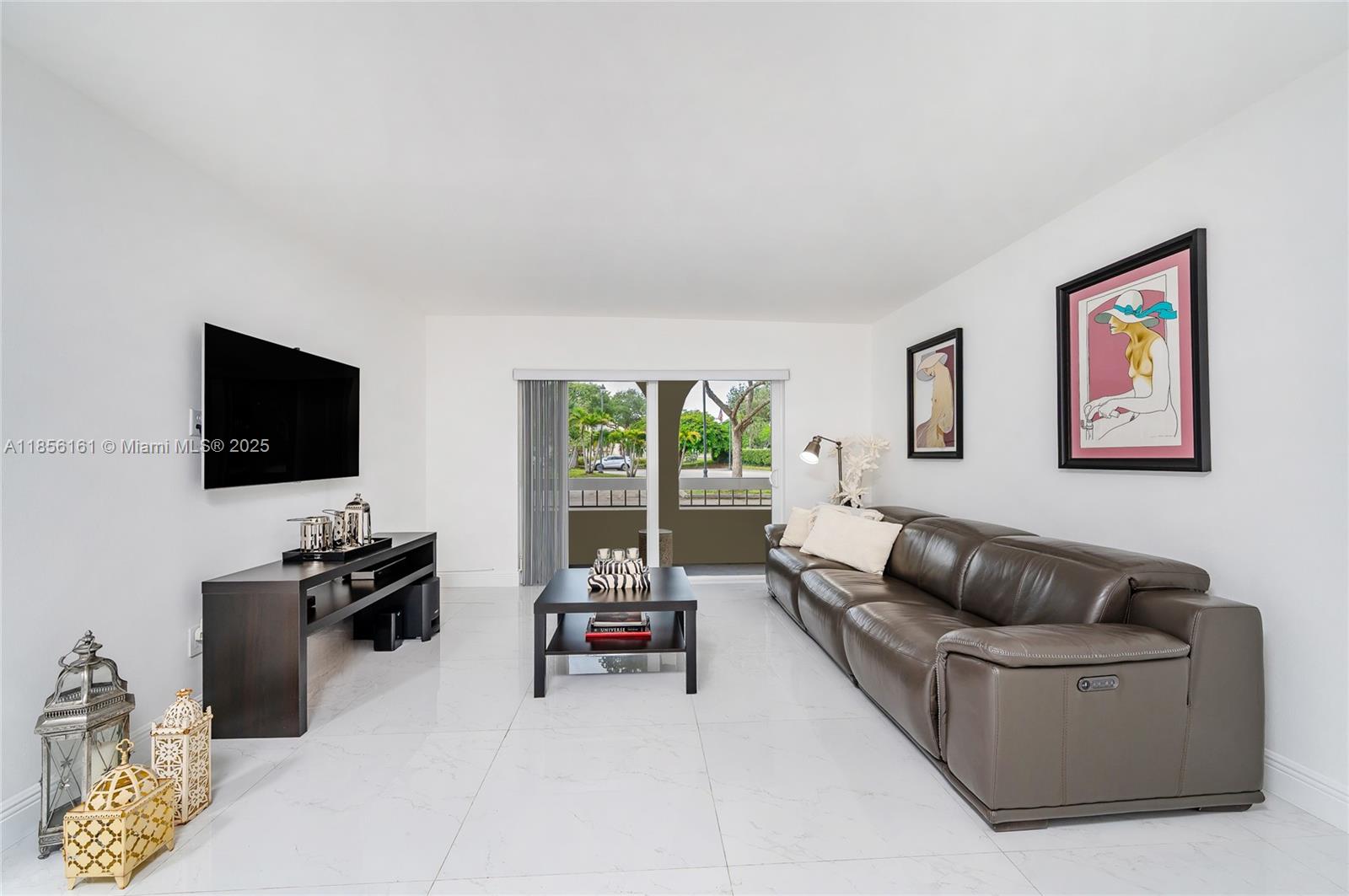 VILLAGE OF KINGS CREEK CO - Residential