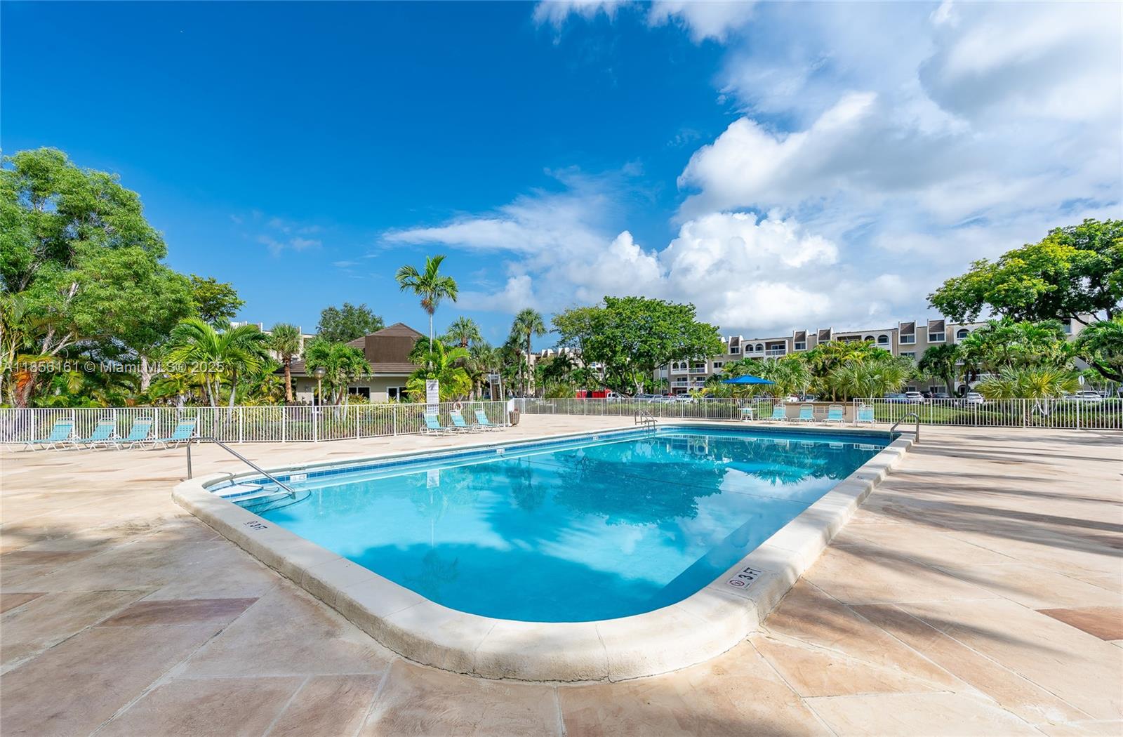 VILLAGE OF KINGS CREEK CO - Residential