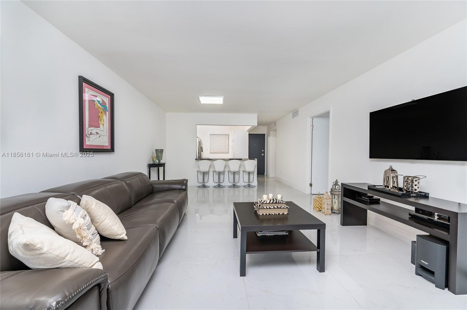 VILLAGE OF KINGS CREEK CO - Residential