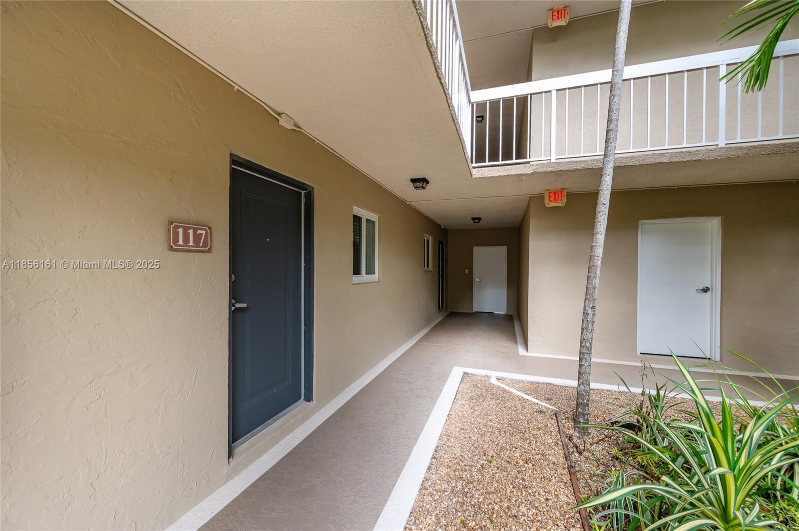 VILLAGE OF KINGS CREEK CO - Residential