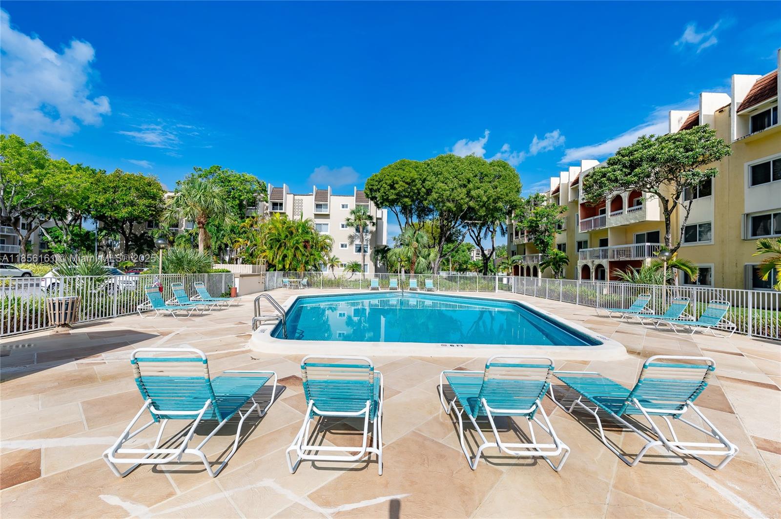 VILLAGE OF KINGS CREEK CO - Residential