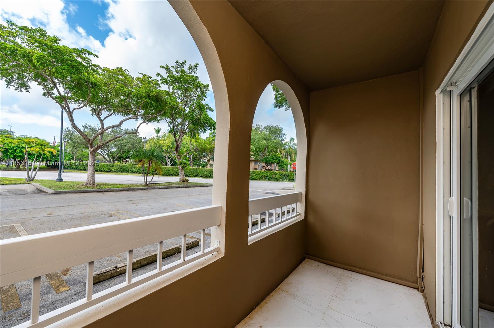 VILLAGE OF KINGS CREEK CO - Residential