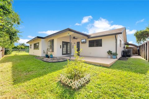 A home in Cooper City