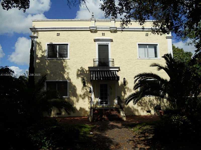 Rental Property at 223 Calabria Ave 10, Coral Gables, Broward County, Florida - Bedrooms: 1 
Bathrooms: 1  - $1,900 MO.