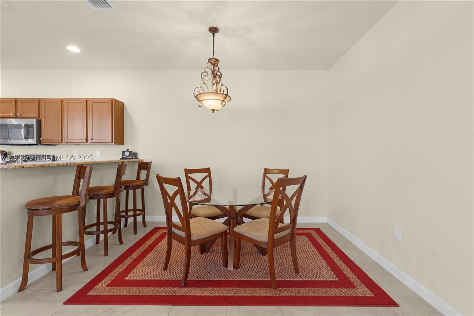 KENDALL COMMONS RESIDENTI - Residential