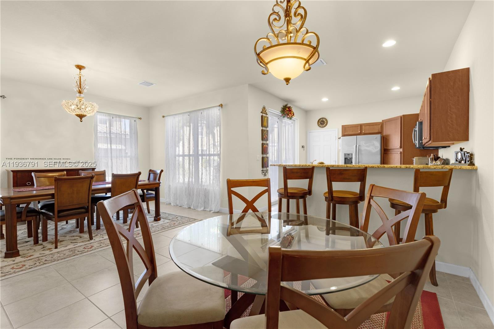 KENDALL COMMONS RESIDENTI - Residential