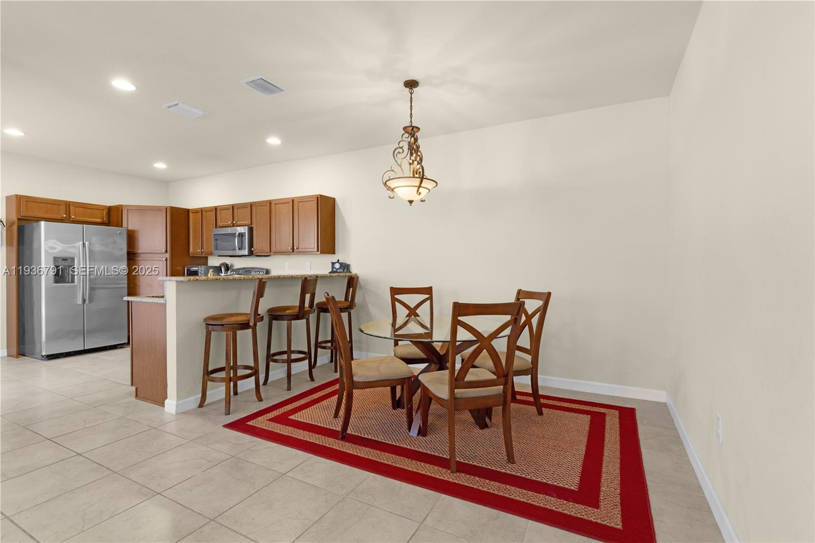 KENDALL COMMONS RESIDENTI - Residential