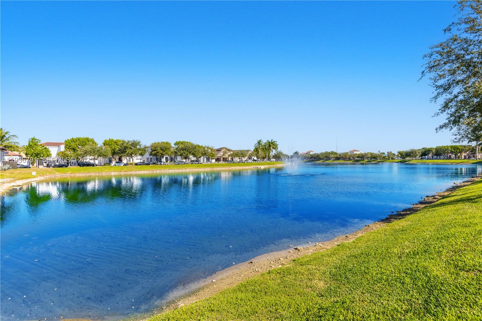 KENDALL COMMONS RESIDENTI - Residential