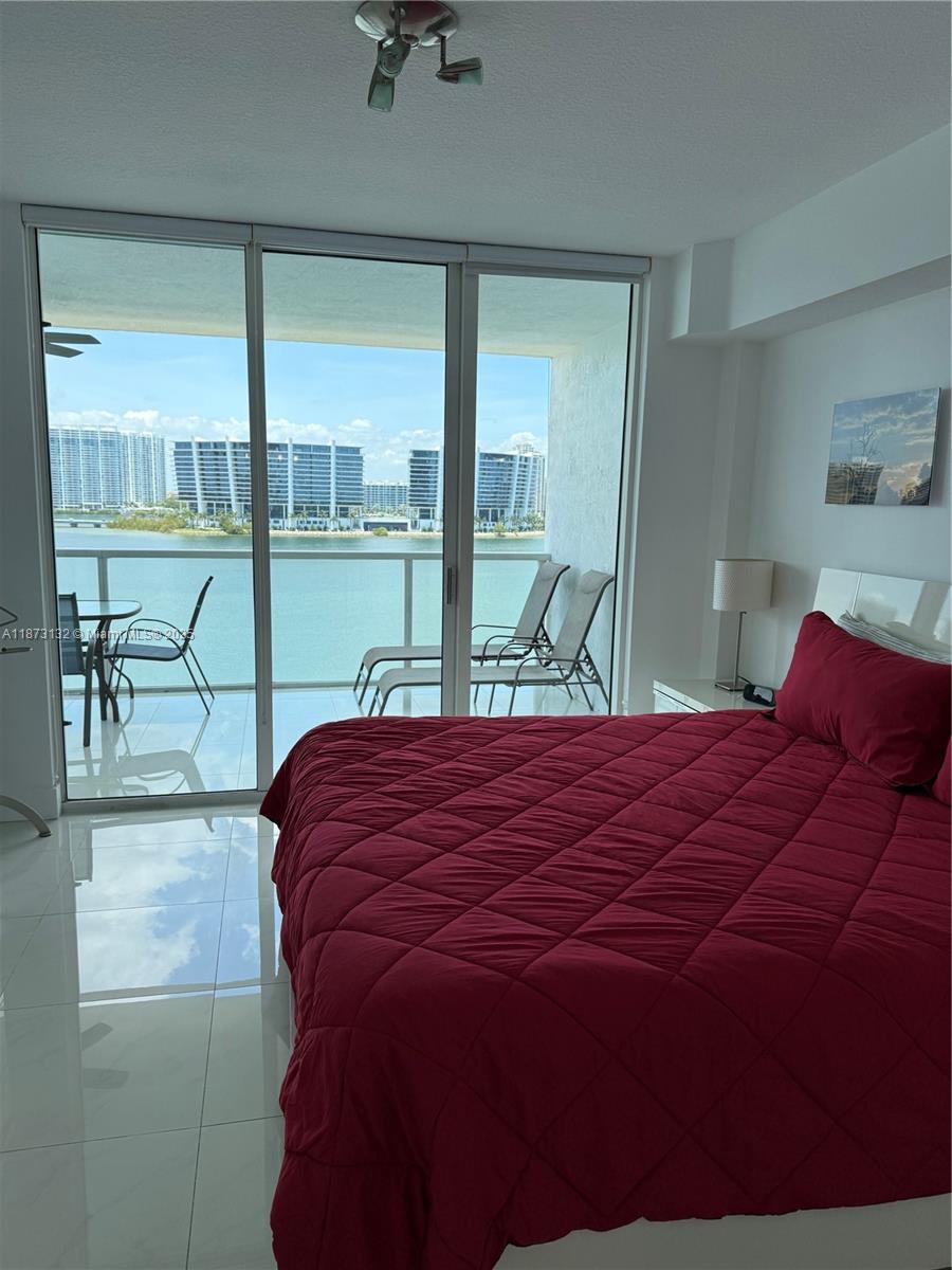 MARINA BAY CLUB CONDO HOT - Residential Lease