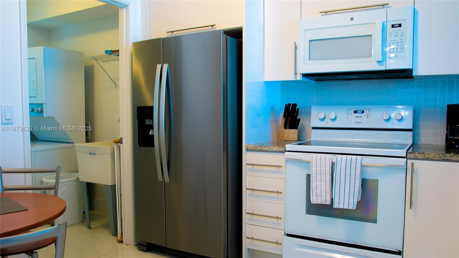 MARINA BAY CLUB CONDO HOT - Residential Lease