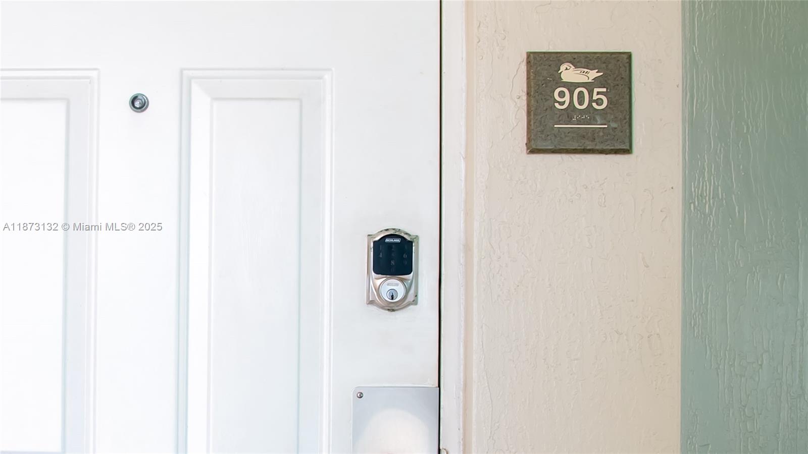 MARINA BAY CLUB CONDO HOT - Residential Lease