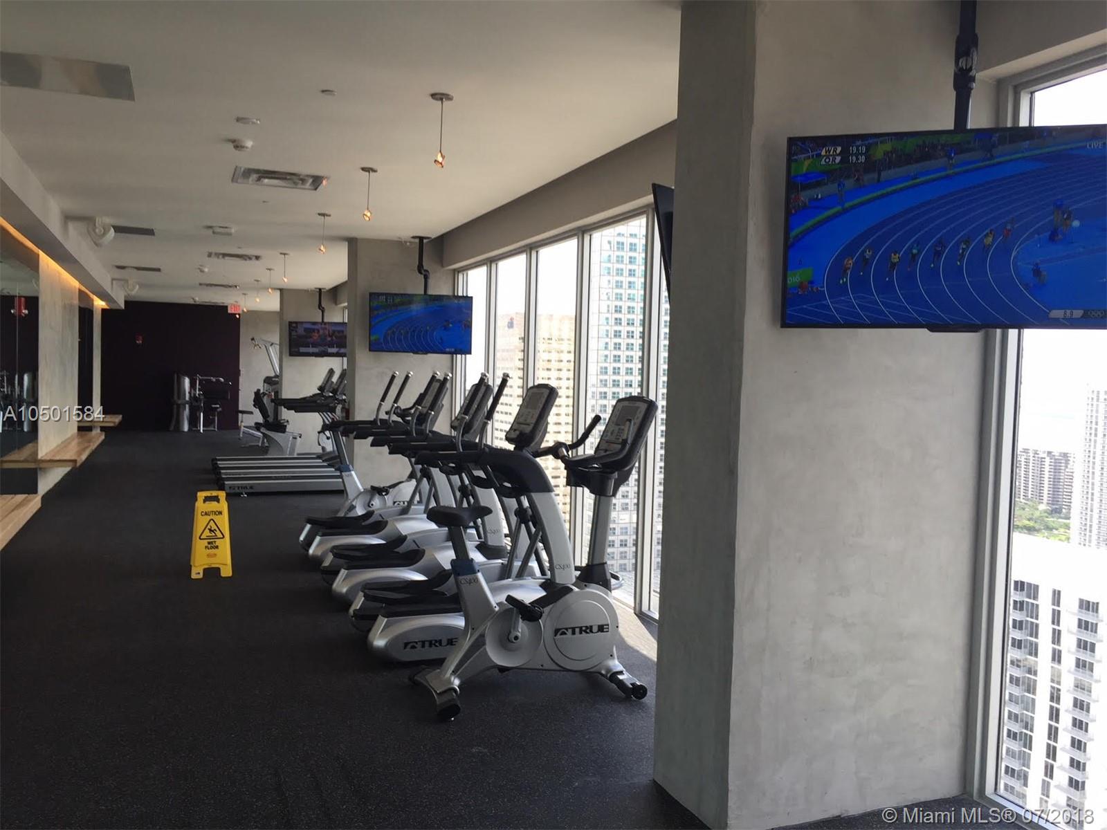 CENTRO CONDO - Residential Lease