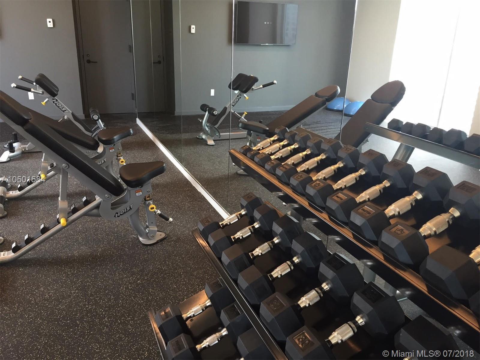 CENTRO CONDO - Residential Lease