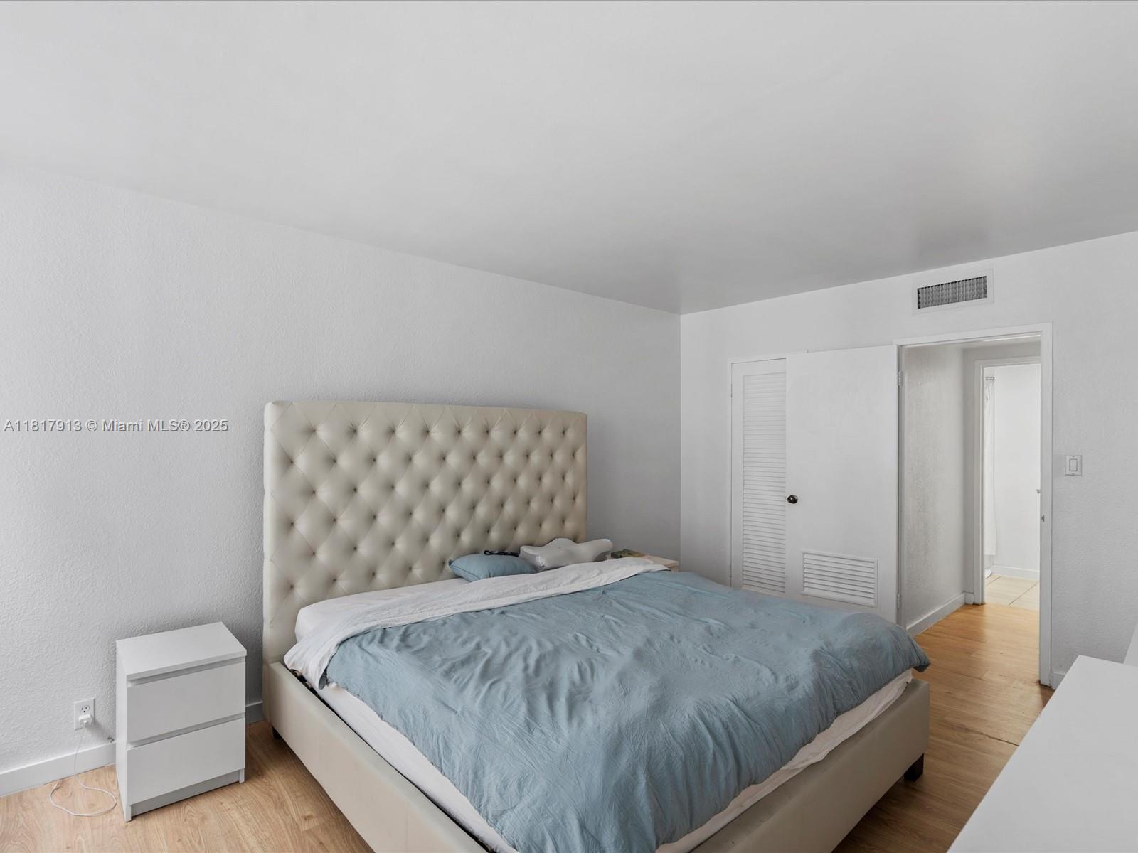 MIRADOR 1200 CONDO - Residential