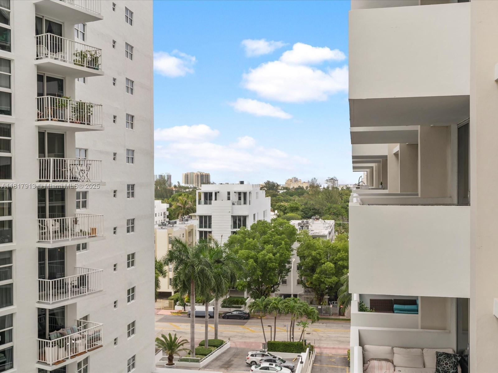 MIRADOR 1200 CONDO - Residential