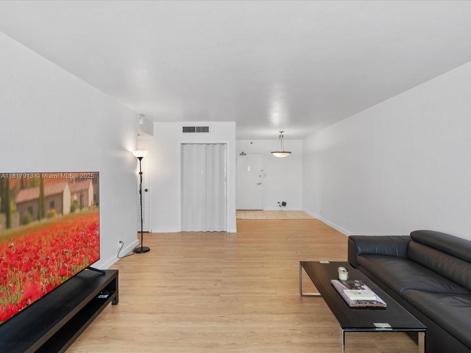 MIRADOR 1200 CONDO - Residential