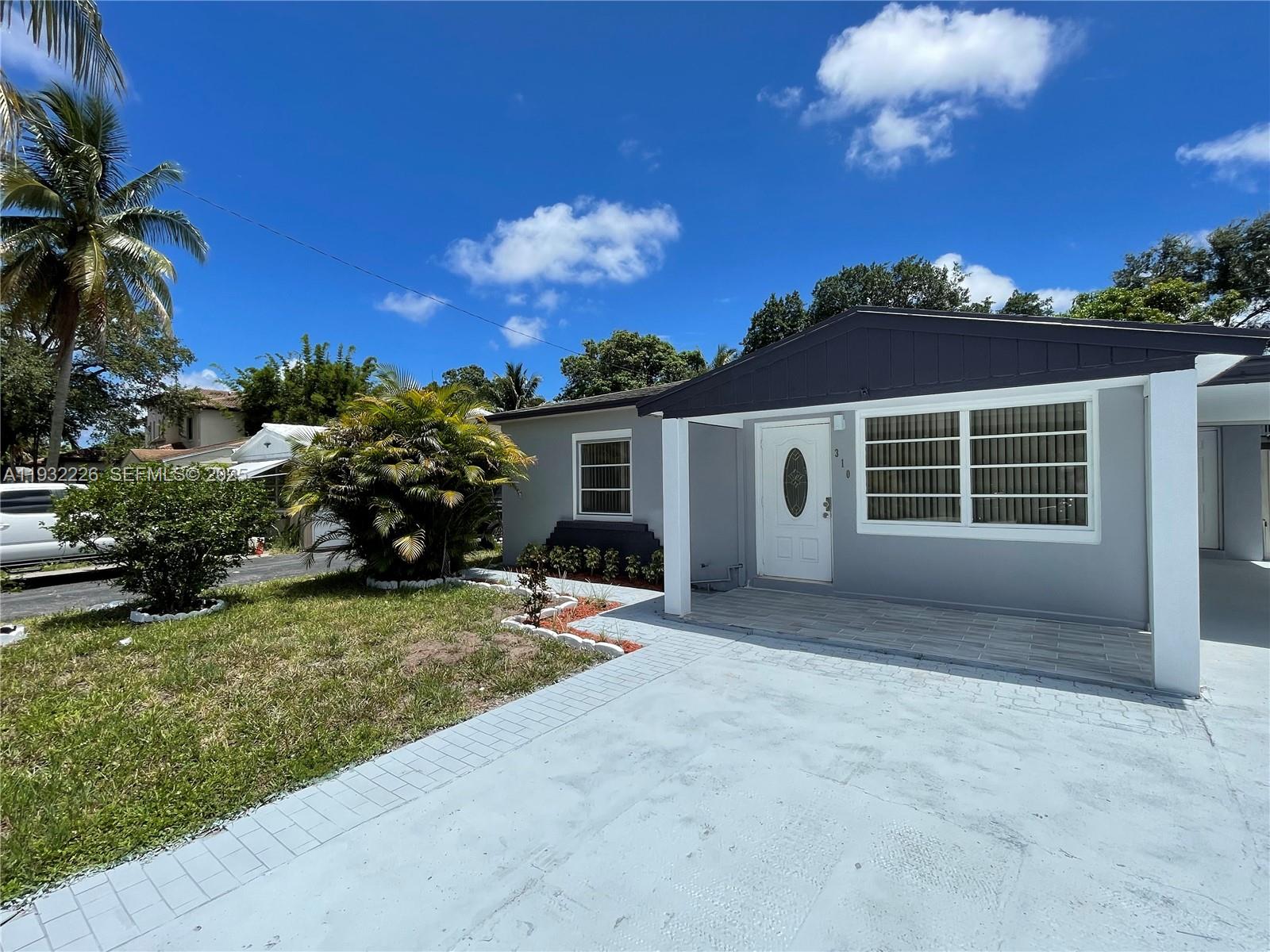 LAUDERDALE - Residential Lease