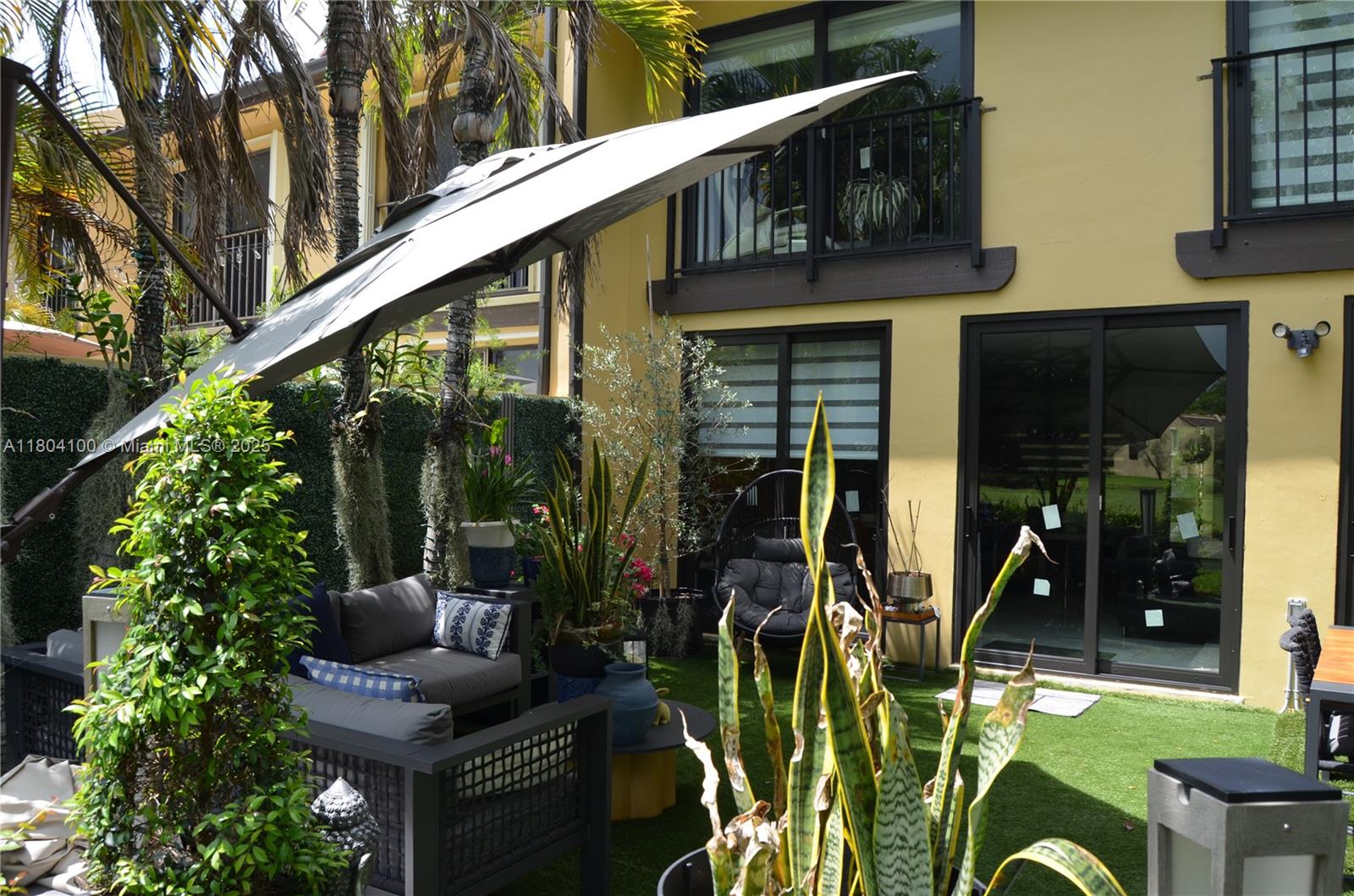 COSTA DEL SOL CONDO P - Residential