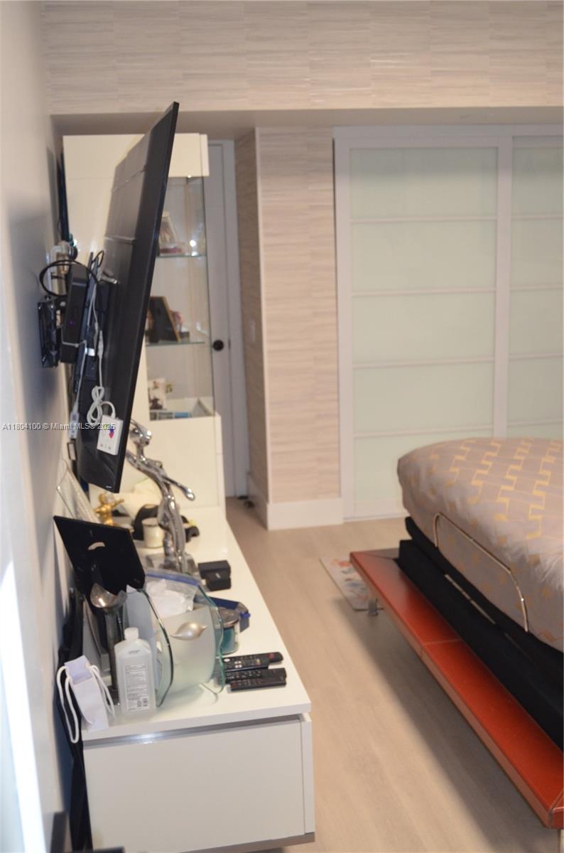 COSTA DEL SOL CONDO P - Residential