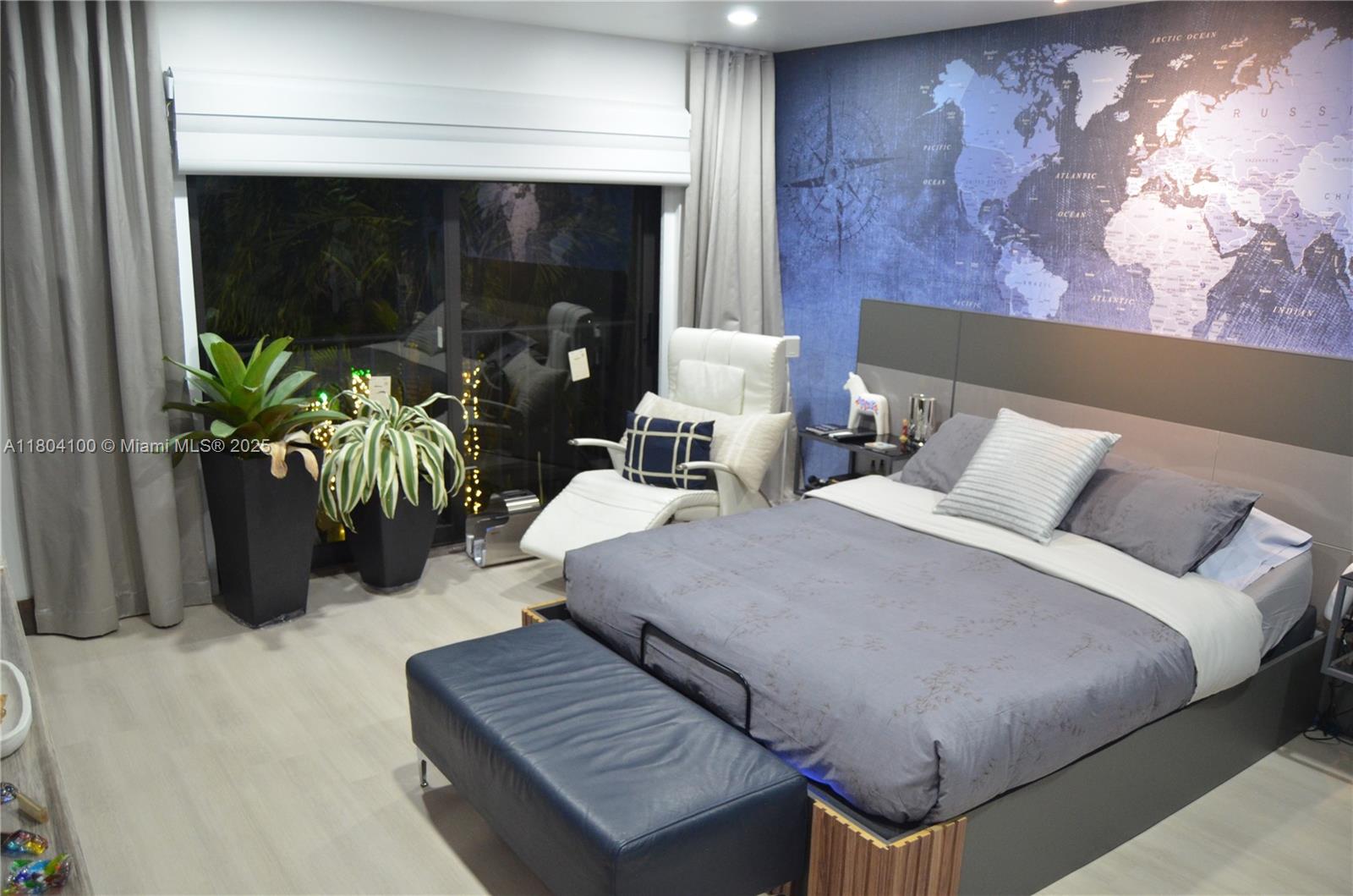 COSTA DEL SOL CONDO P - Residential