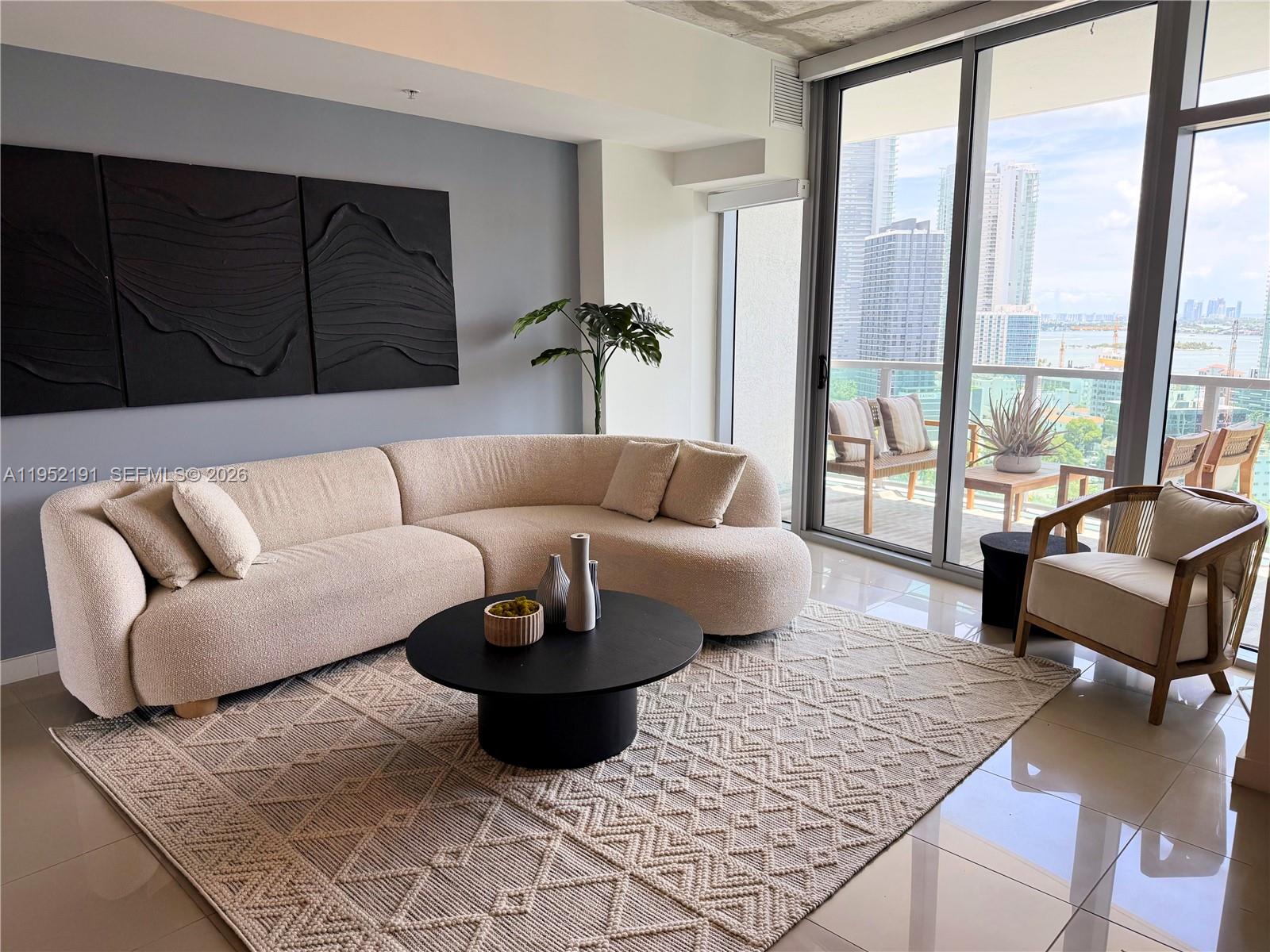 3301 NE 1st Ave H2106