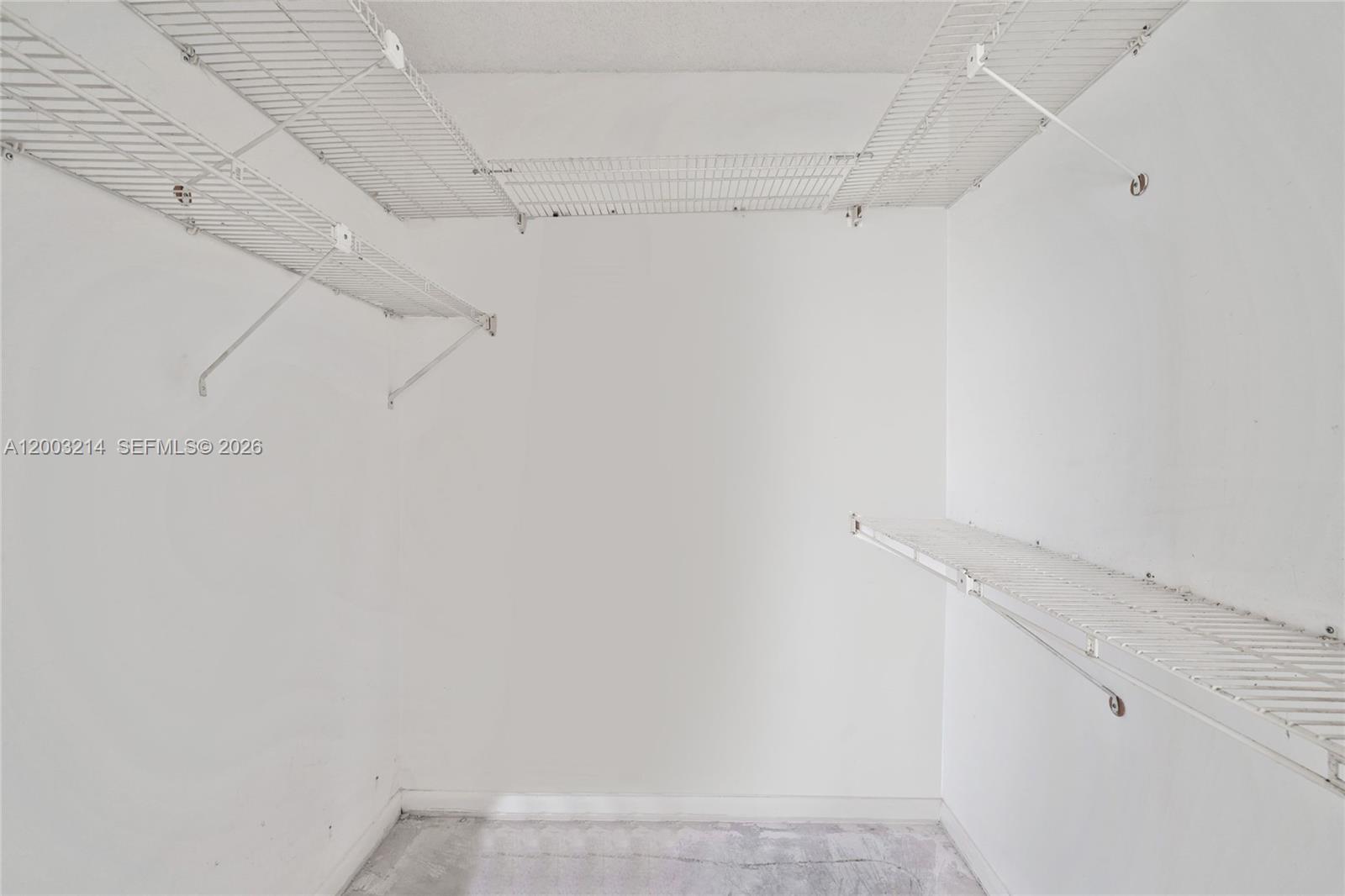 34 OF PALM SPRINGS 3 COND - Residential