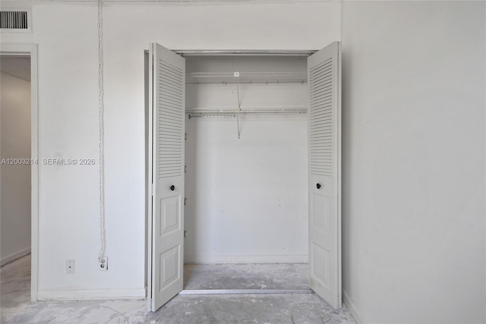 34 OF PALM SPRINGS 3 COND - Residential