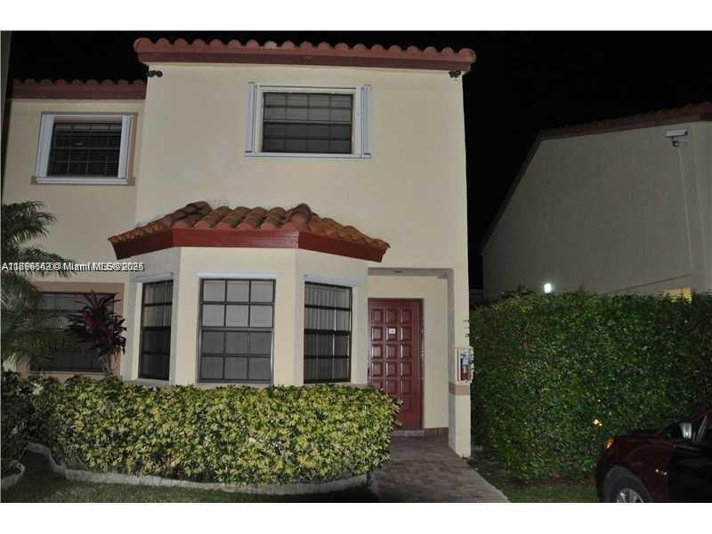 SOUTH LAKES VILLAGE II CO - Residential Lease