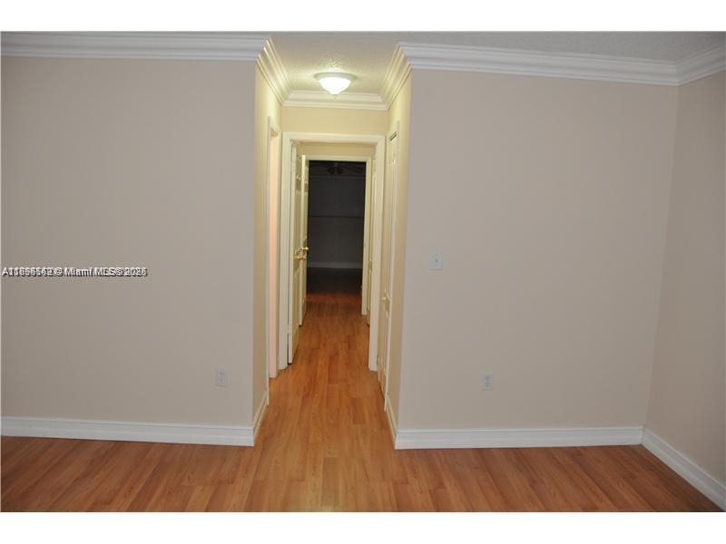 SOUTH LAKES VILLAGE II CO - Residential Lease