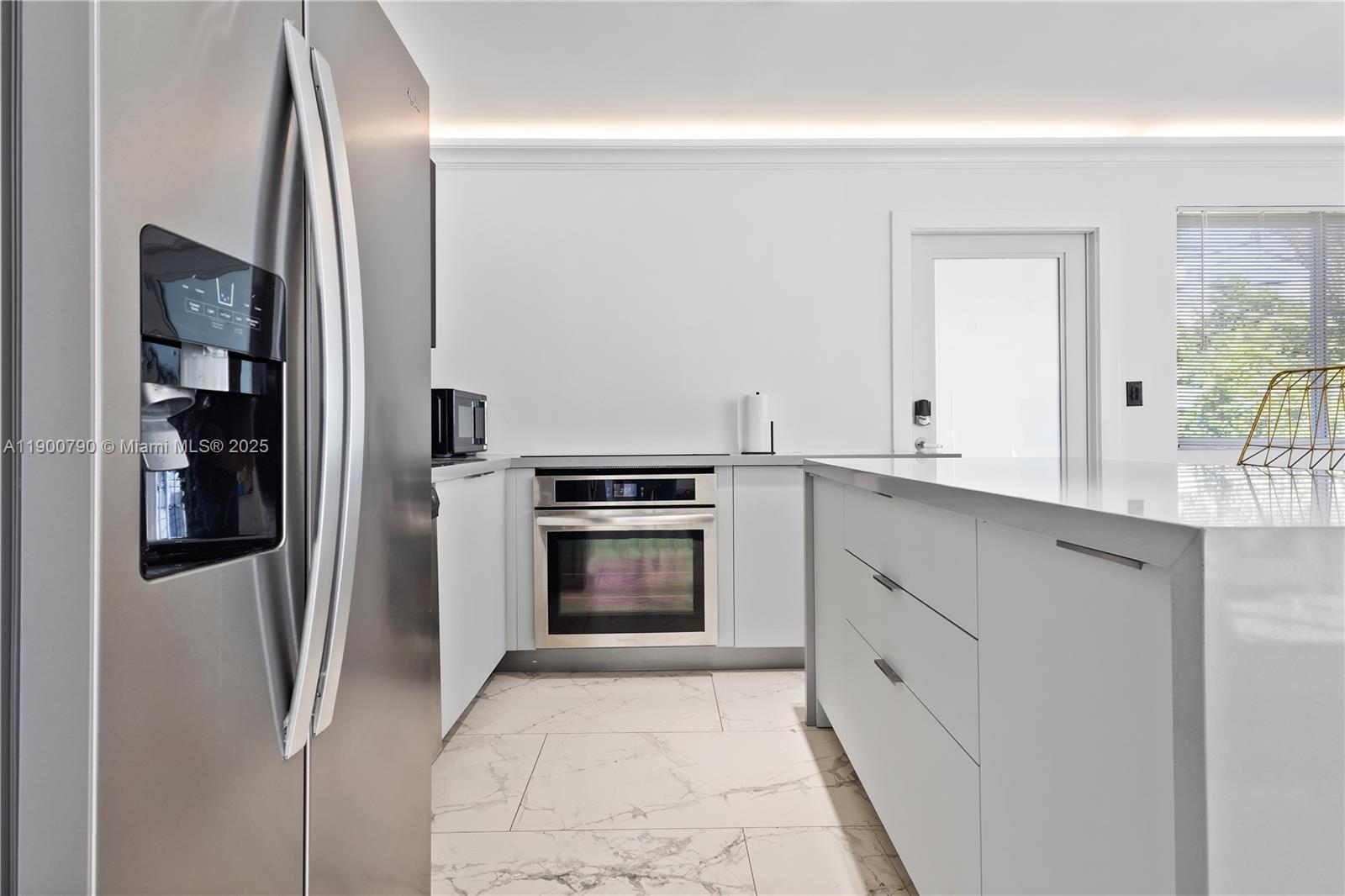 BUENA VISTA HEIGHTS EXTEN - Residential Lease